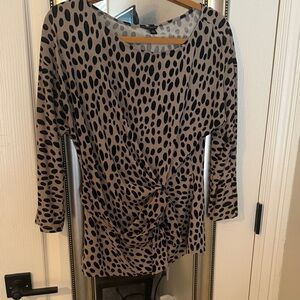 Ann Taylor Black and Tan Patterned Blouse